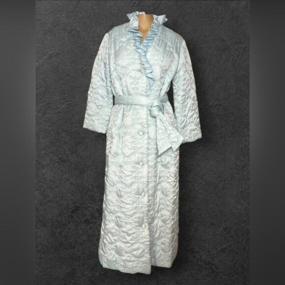 Vintage Quilted Satin Robe – Blue with Ruffle Collar